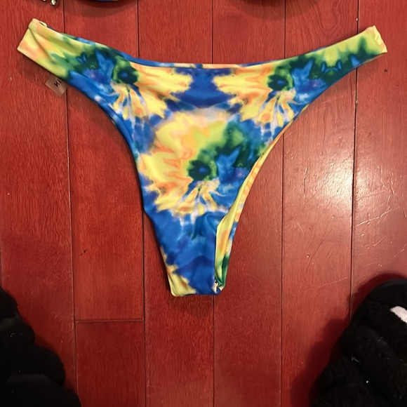 Shein Multi color Bikini - Picture 8 of 8